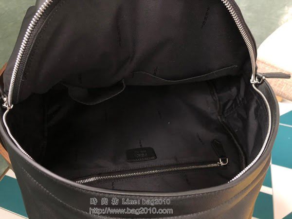 FENDI雙肩包 大號 正面口袋背包 Bag Bugs 眼睛形狀貼花 芬迪背包 男女同款  fdz2045